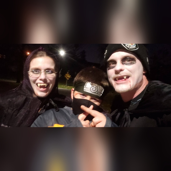 Meet your Posher, Cassandra - Picture 7 of 11